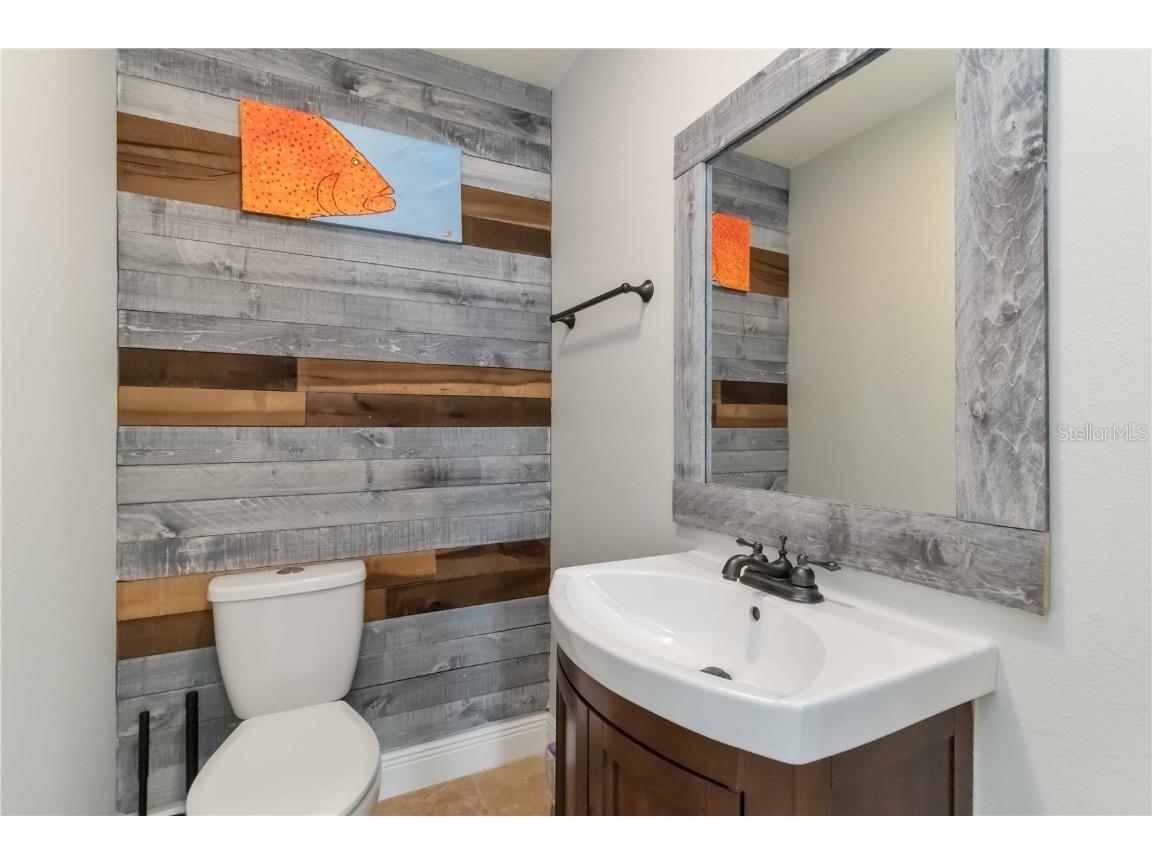 1521 Siesta Drive Sarasota FL 34239 A4671896 image15