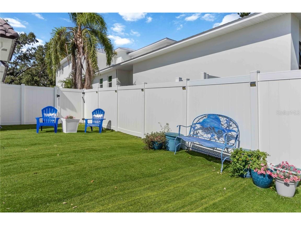 1521 Siesta Drive Sarasota FL 34239 A4671896 image40