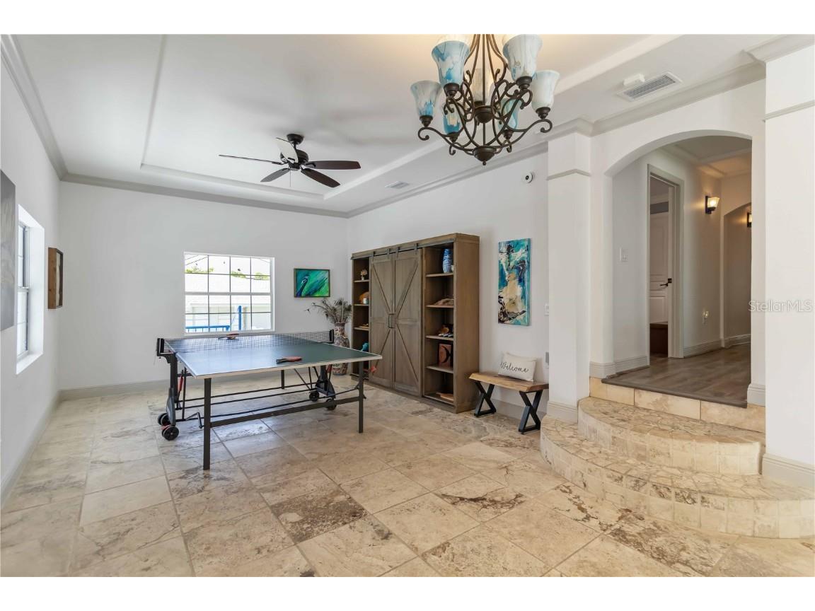 1521 Siesta Drive Sarasota FL 34239 A4671896 image6