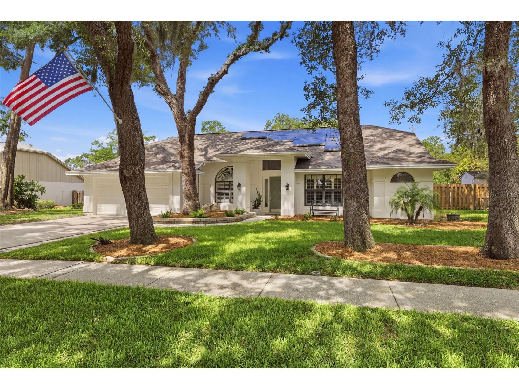 1521 Waterwood Drive Lutz FL 33559 TB8514856 image1