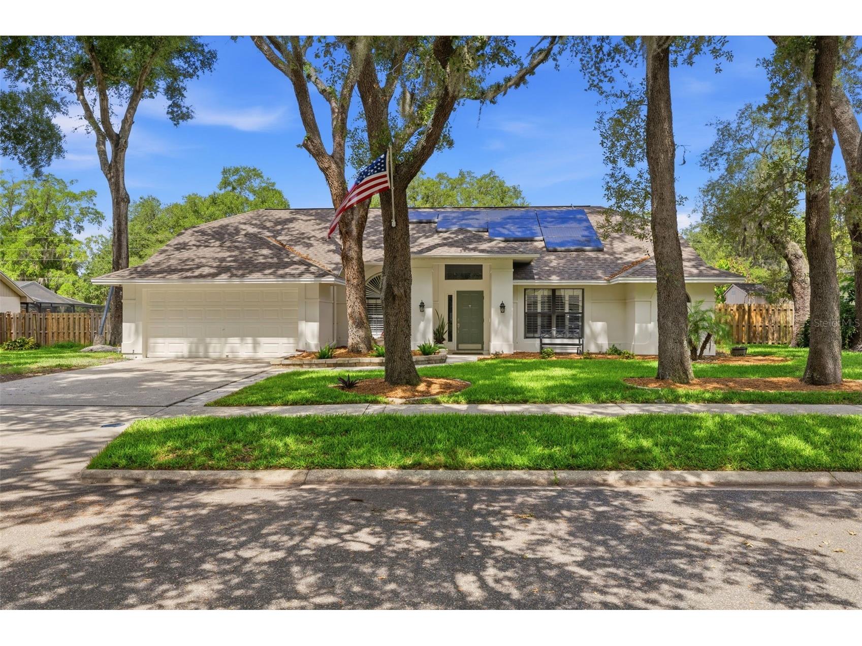 1521 Waterwood Drive Lutz FL 33559 TB8514856 image2