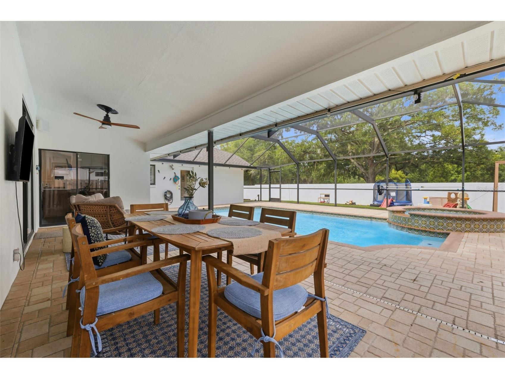 1521 Waterwood Drive Lutz FL 33559 TB8514856 image28