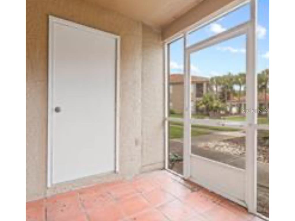 15215 Amberly Drive #1002 Tampa FL 33647 TB8452692 image3