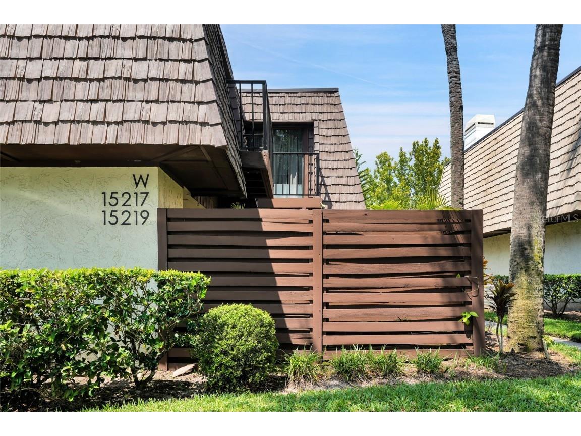 15217 W Pond Woods Drive Tampa FL 33618 U8210001 image1