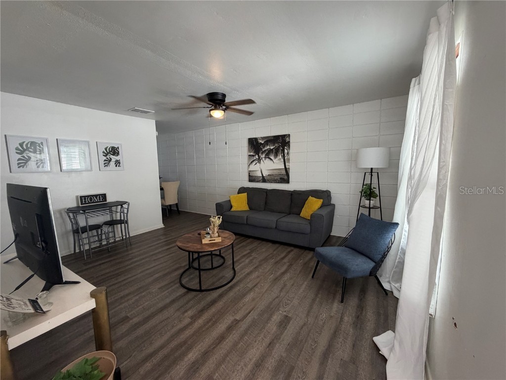 15219 Westminister Avenue #B Clearwater FL 33760 O6358606 image2