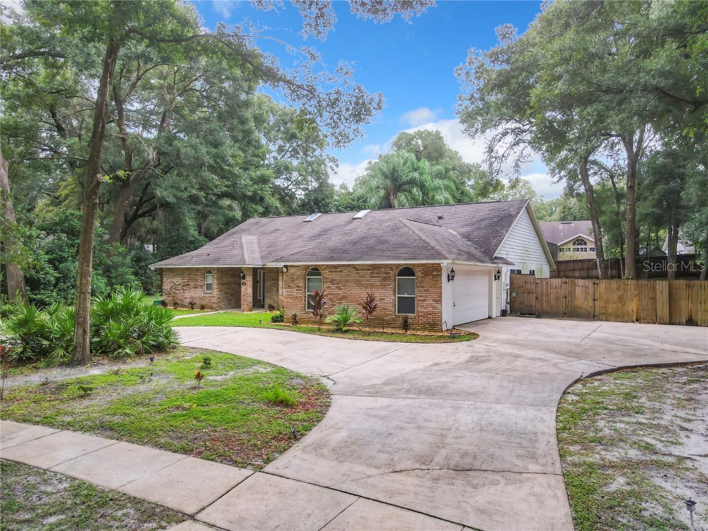 1522 Chaucer Court Deland FL 32724 V4938501 image1