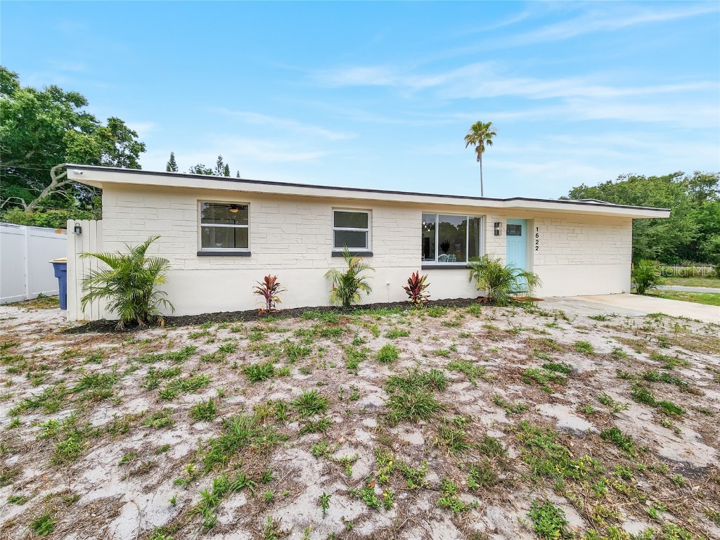 1522 Murray Avenue Clearwater FL 33755 U8201027 image1