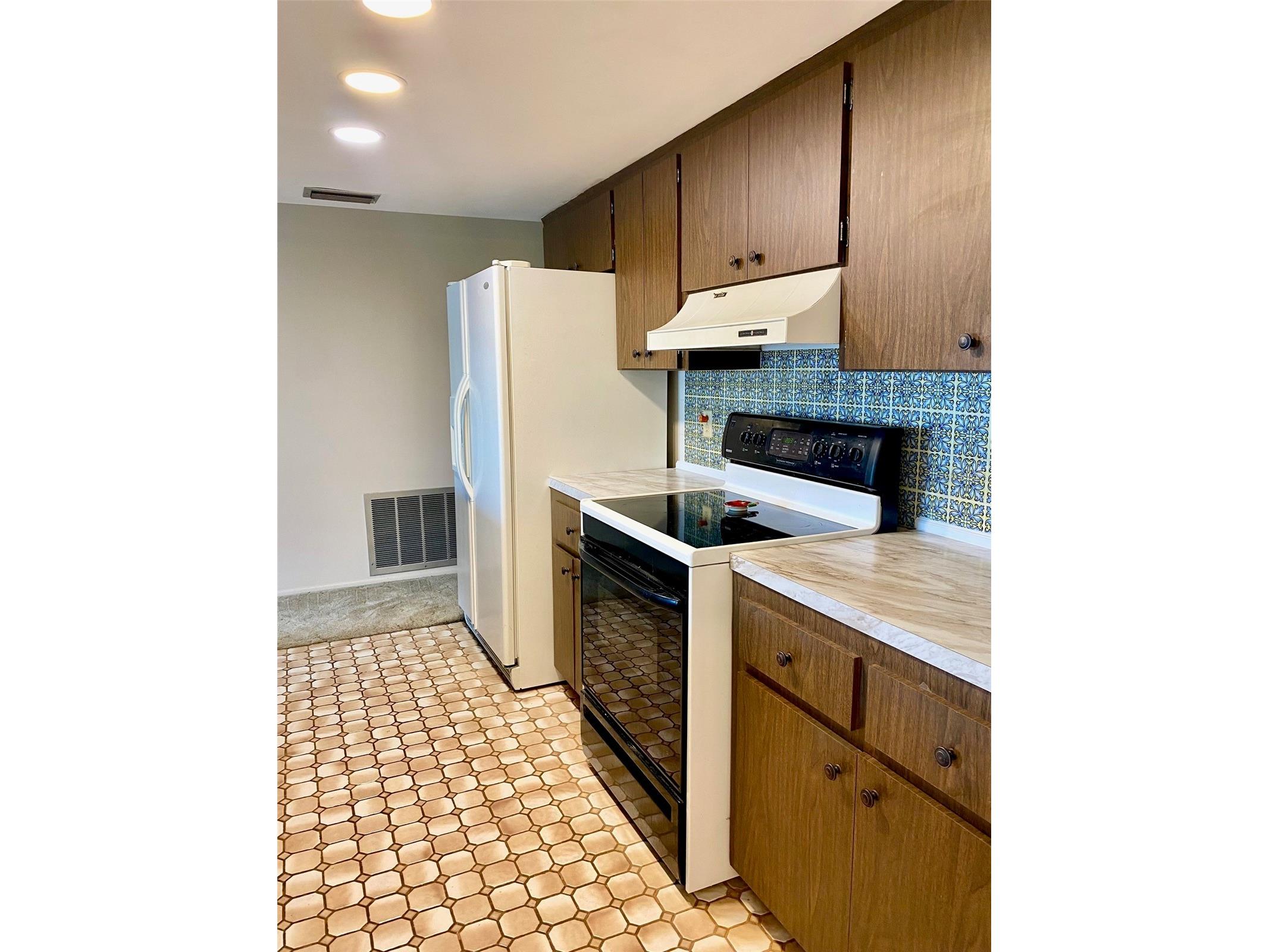 1522 Nursery Road Clearwater FL 33756 TB8433577 image8