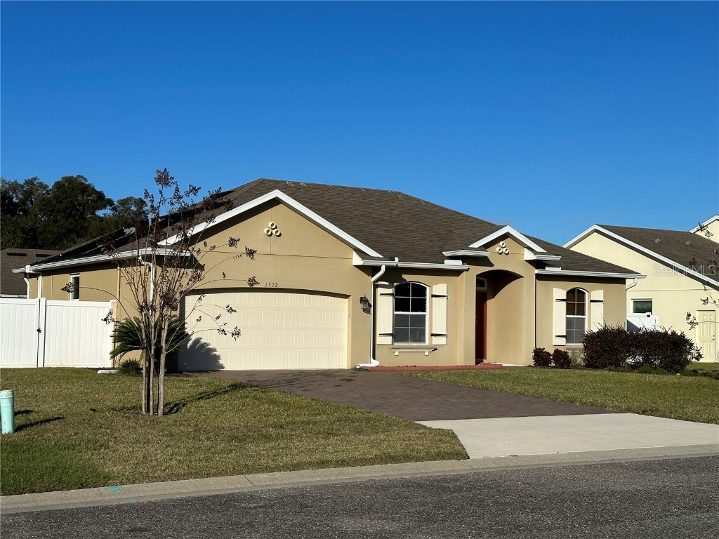 1522 Teddington Street Deland FL 32720 V4933829 image1