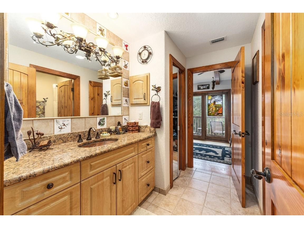 15225 NE 246th Avenue Salt Springs FL 32134 - LITTLE LAKE KERR OM712485 image31