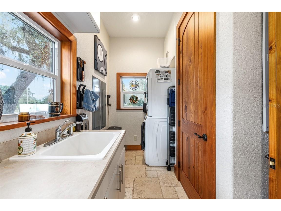 15225 NE 246th Avenue Salt Springs FL 32134 - LITTLE LAKE KERR OM712485 image34