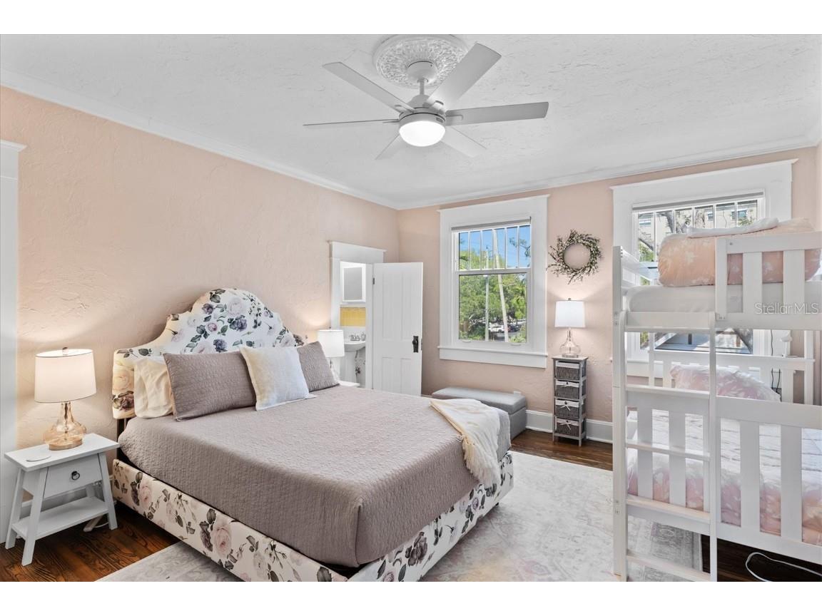 1523 1st Avenue W Bradenton FL 34205 A4655643 image23