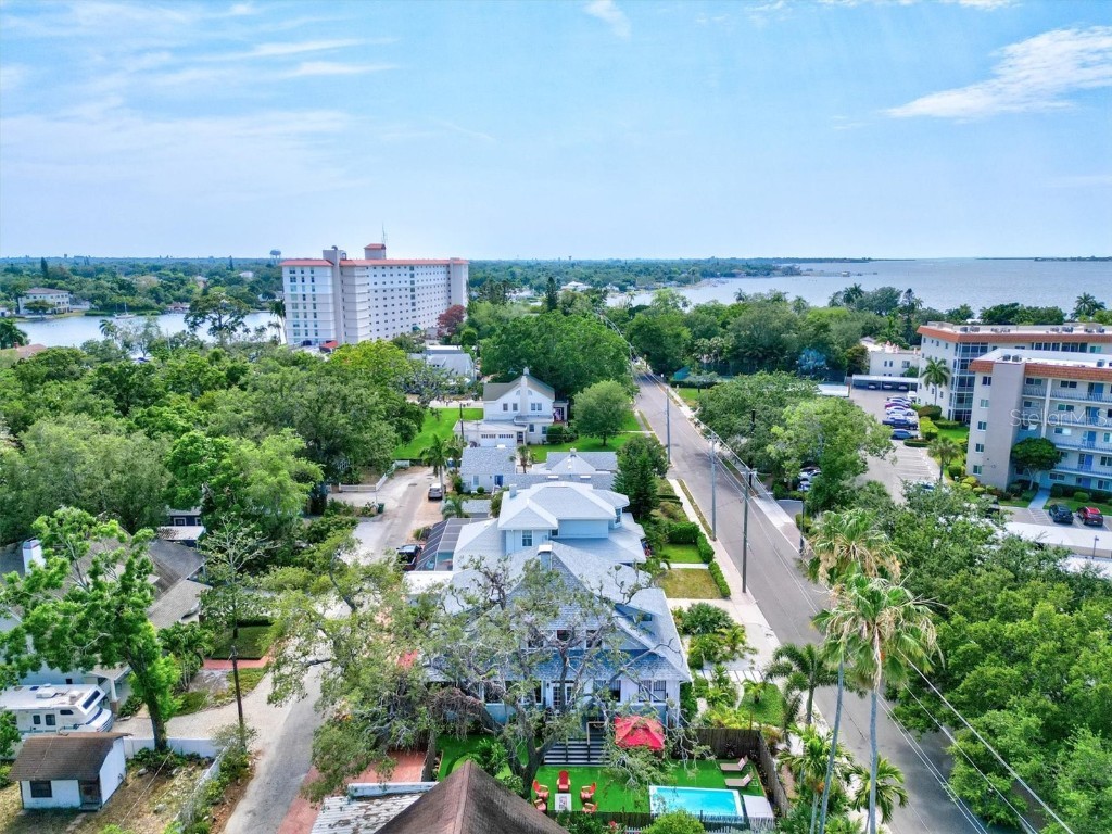 1523 1st Avenue W Bradenton FL 34205 A4655643 image53