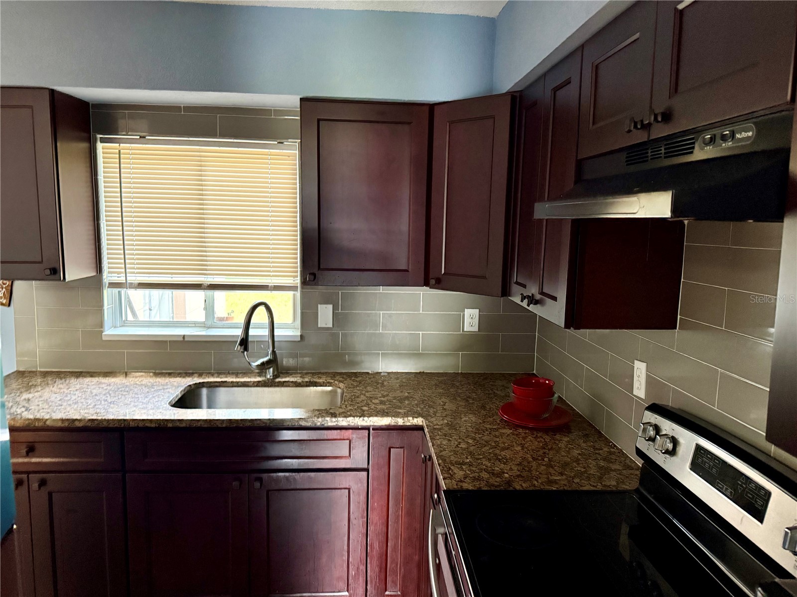 1523 Amaros Avenue Orlando FL 32811 O6389668 image8