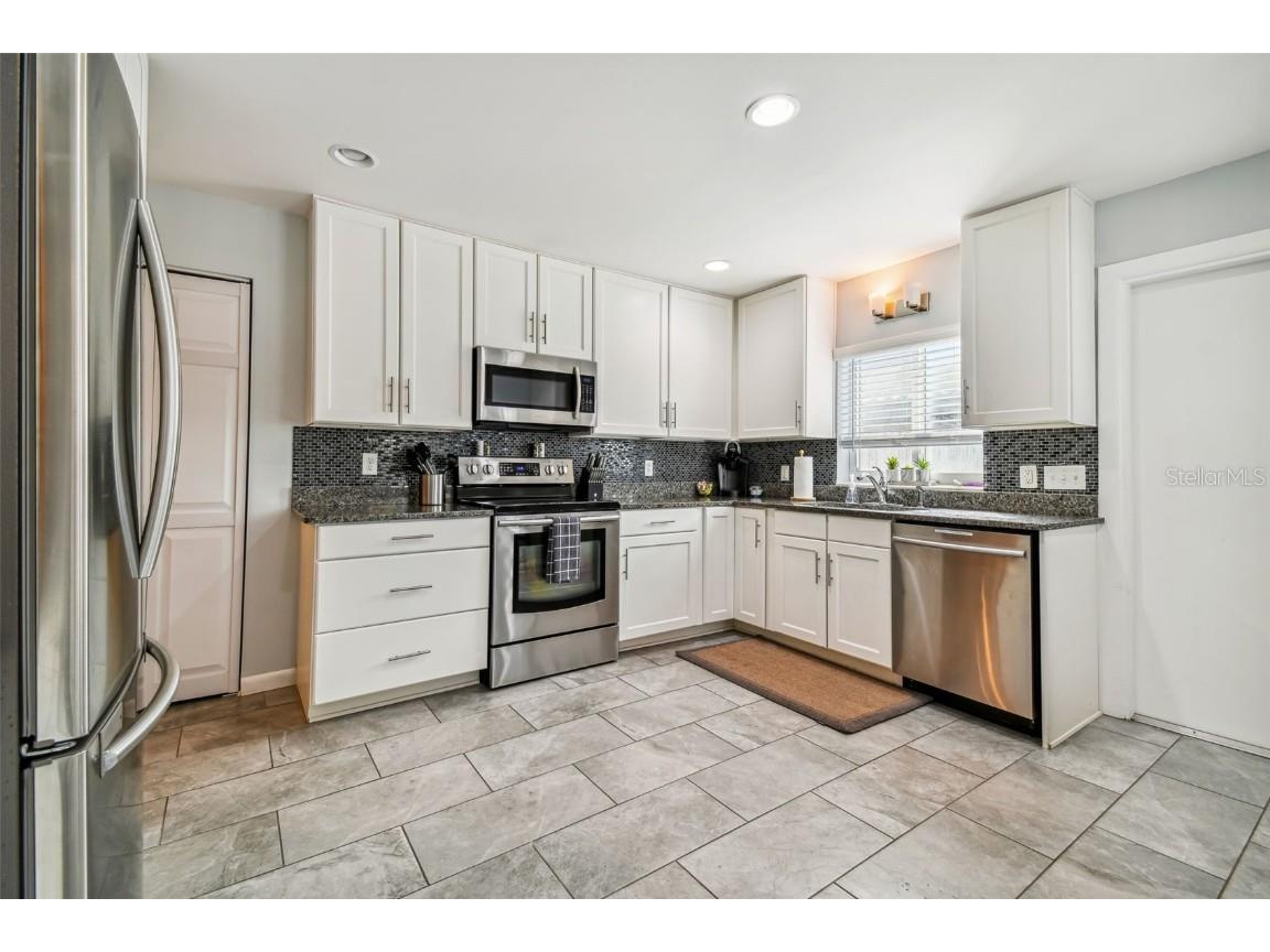 1523 Bayshore Boulevard #6 Dunedin FL 34698 U8216932 image5