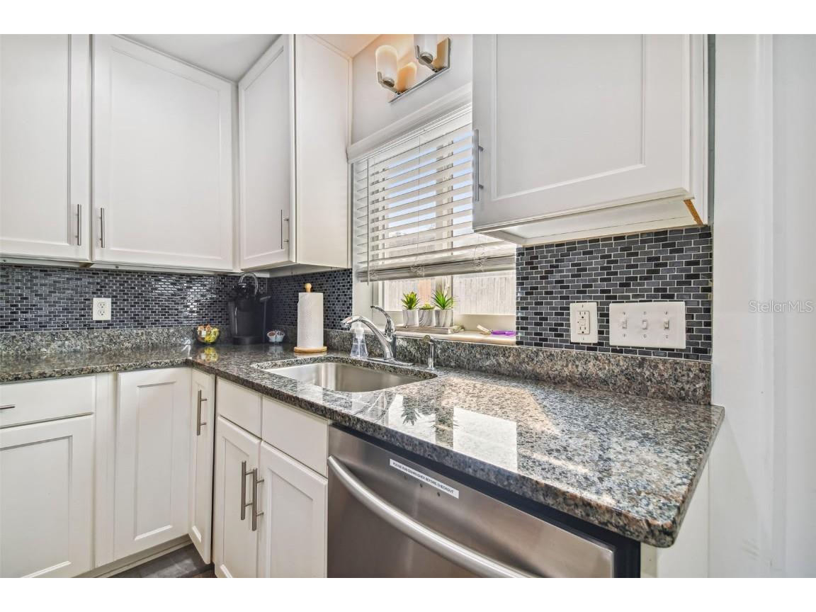 1523 Bayshore Boulevard #6 Dunedin FL 34698 U8216932 image7