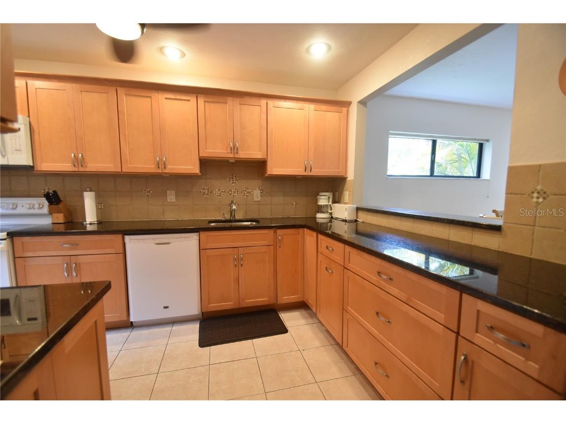 1523 Clower Creek Drive #HA246 Sarasota FL 34231 - SARASOTA BAY A4497365 image2