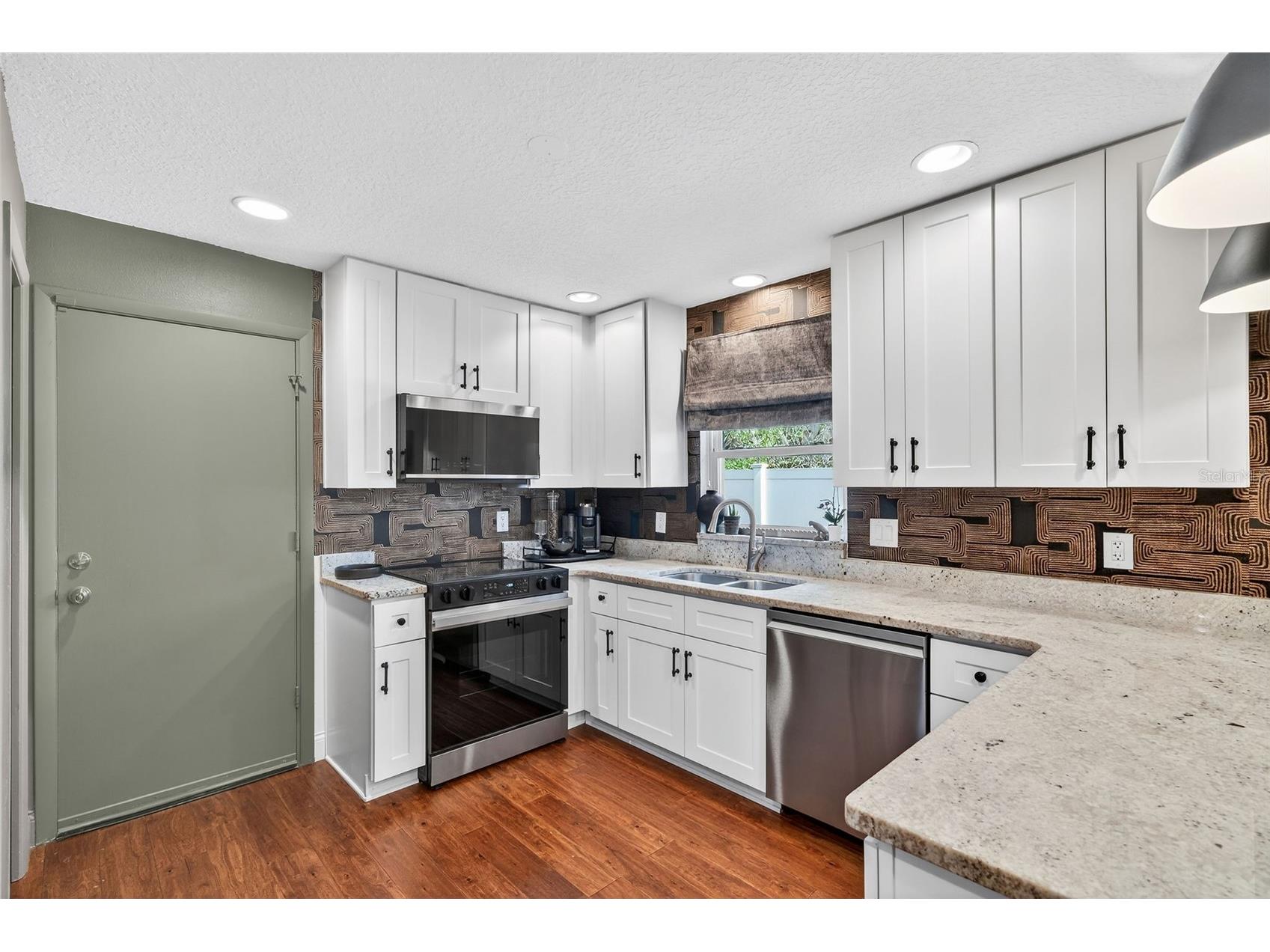 1523 Eastin Avenue Orlando FL 32804 O6410946 image18