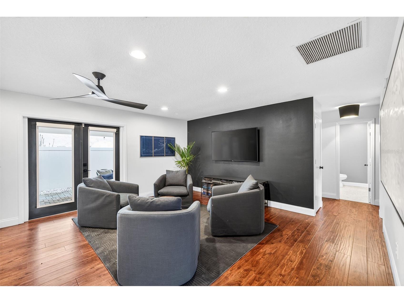 1523 Eastin Avenue Orlando FL 32804 O6410946 image25
