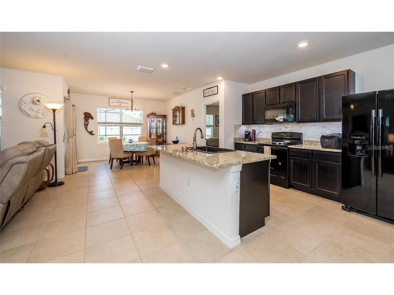 1523 Glen Grove Loop Wesley Chapel FL 33543 TB8447170 image5