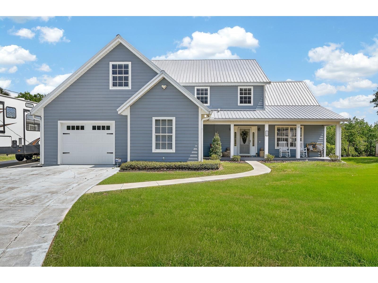 1523 Lakeside Drive Deland FL 32720 - LAKE BERESFORD ST JOHNS RIVER V4948210 image1