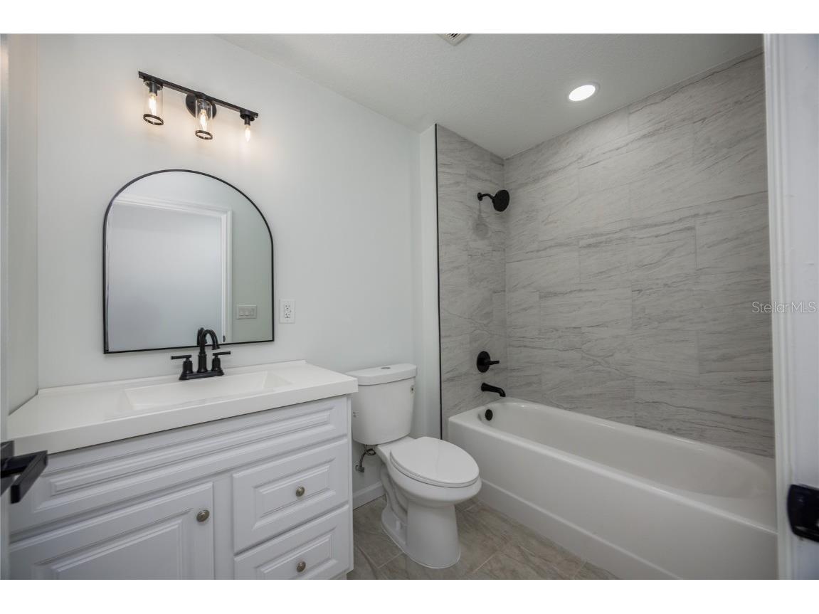 1523 NE 1st Avenue Gainesville FL 32641 GC532626 image16