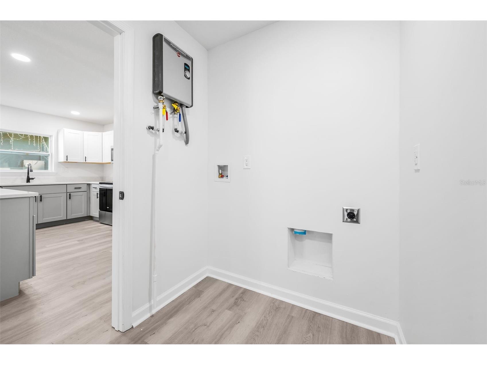 1523 NE 1st Avenue Gainesville FL 32641 GC537264 image12