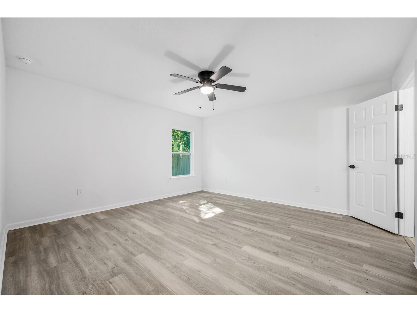 1523 NE 1st Avenue Gainesville FL 32641 GC537264 image16