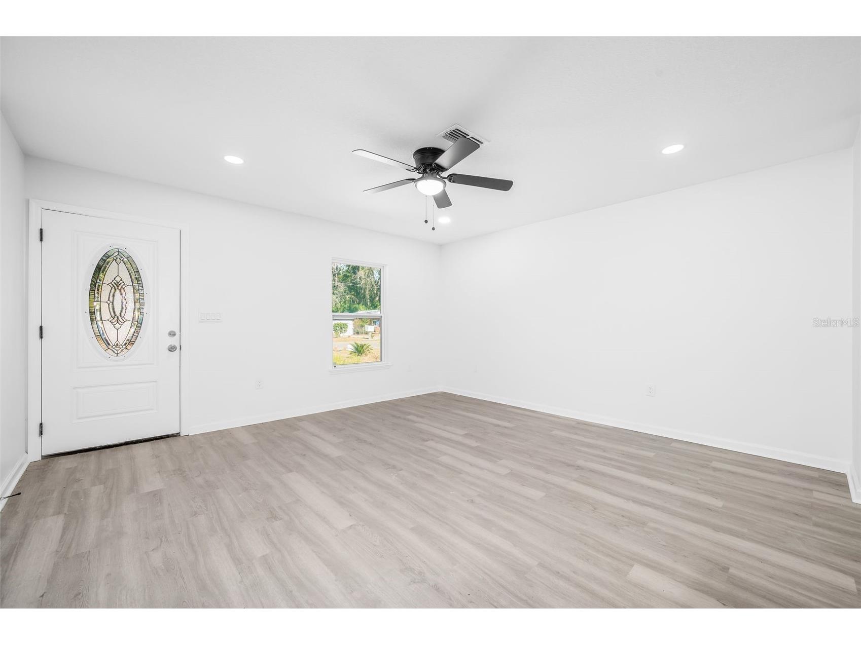 1523 NE 1st Avenue Gainesville FL 32641 GC537264 image3