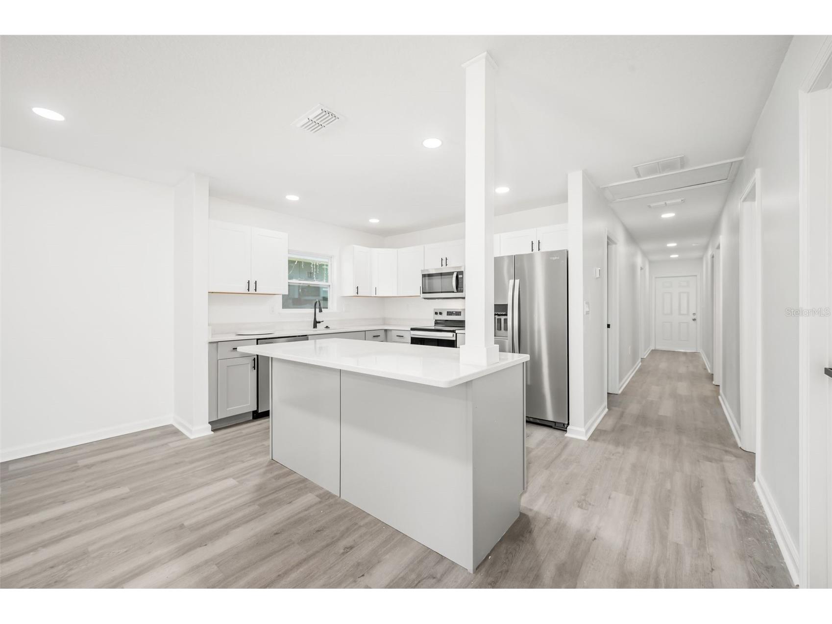 1523 NE 1st Avenue Gainesville FL 32641 GC537264 image4