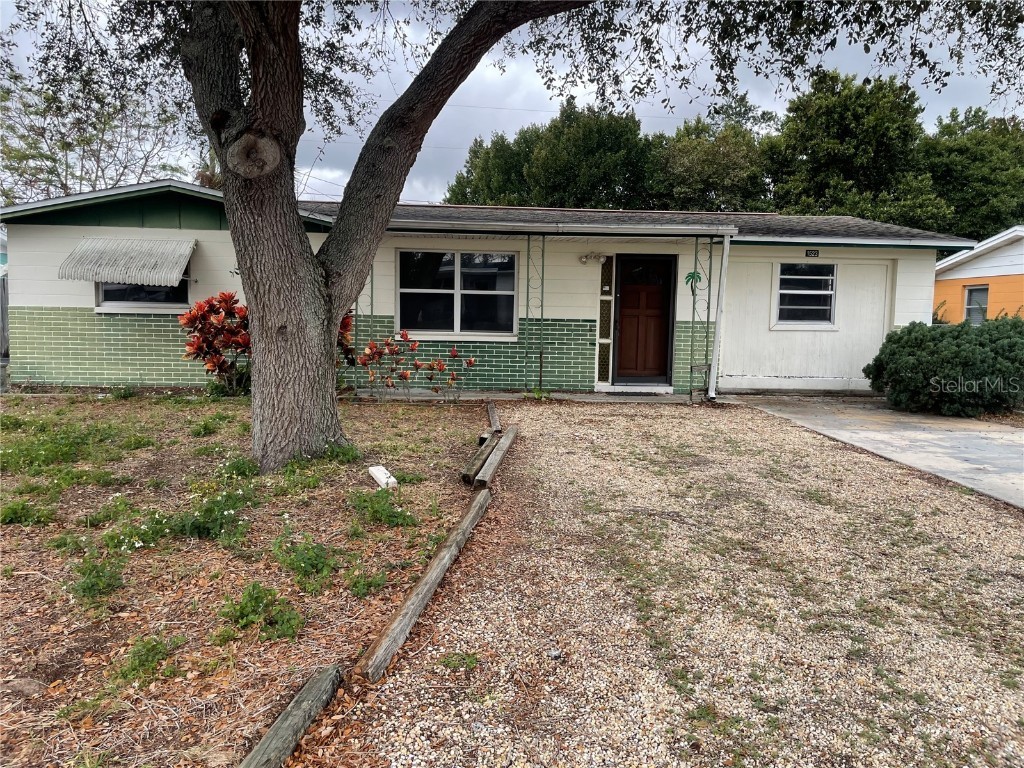 1523 Sentinel Street Holiday FL 34690 U8229797 image1