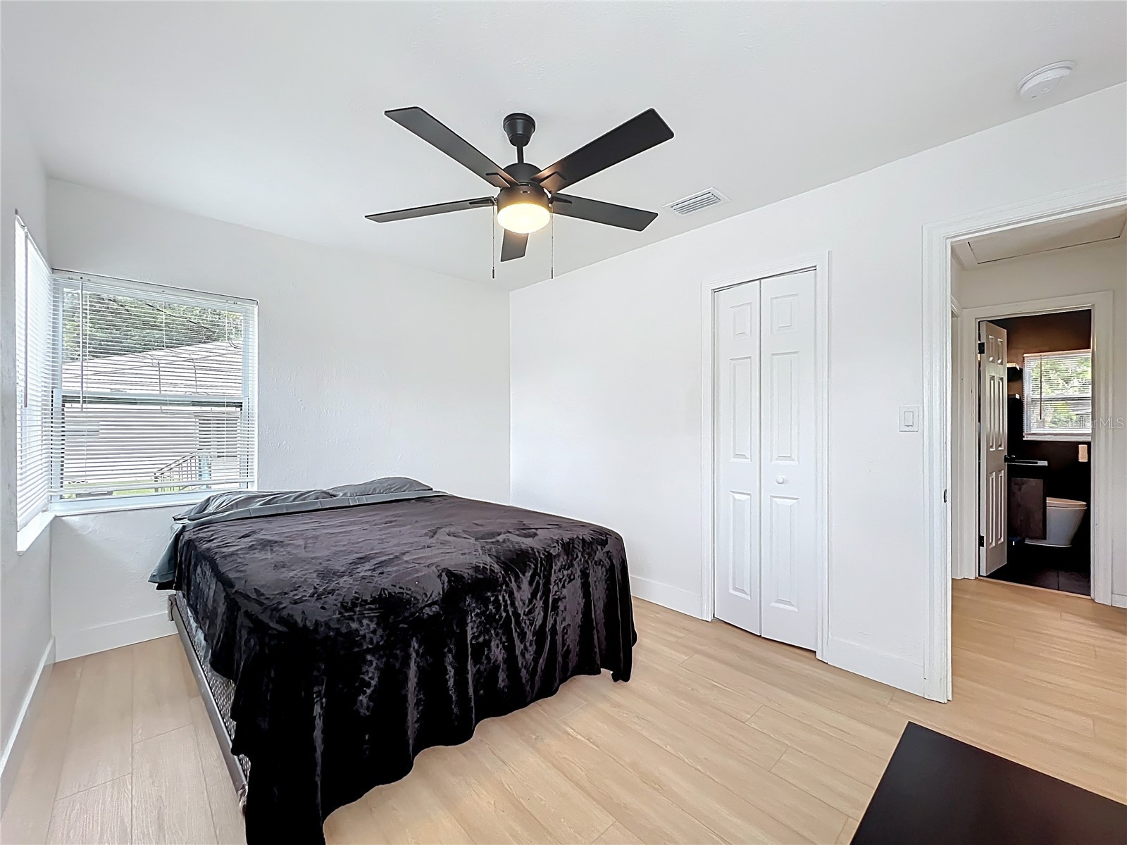 1523 Silver Star Road Orlando FL 32804 O6398882 image11