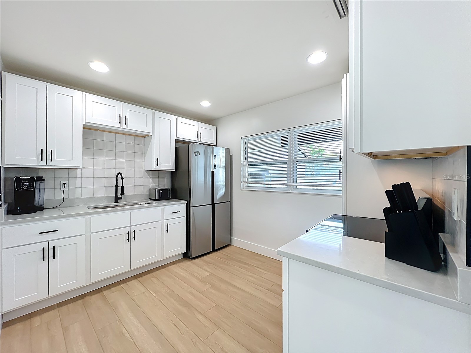 1523 Silver Star Road Orlando FL 32804 O6398882 image8