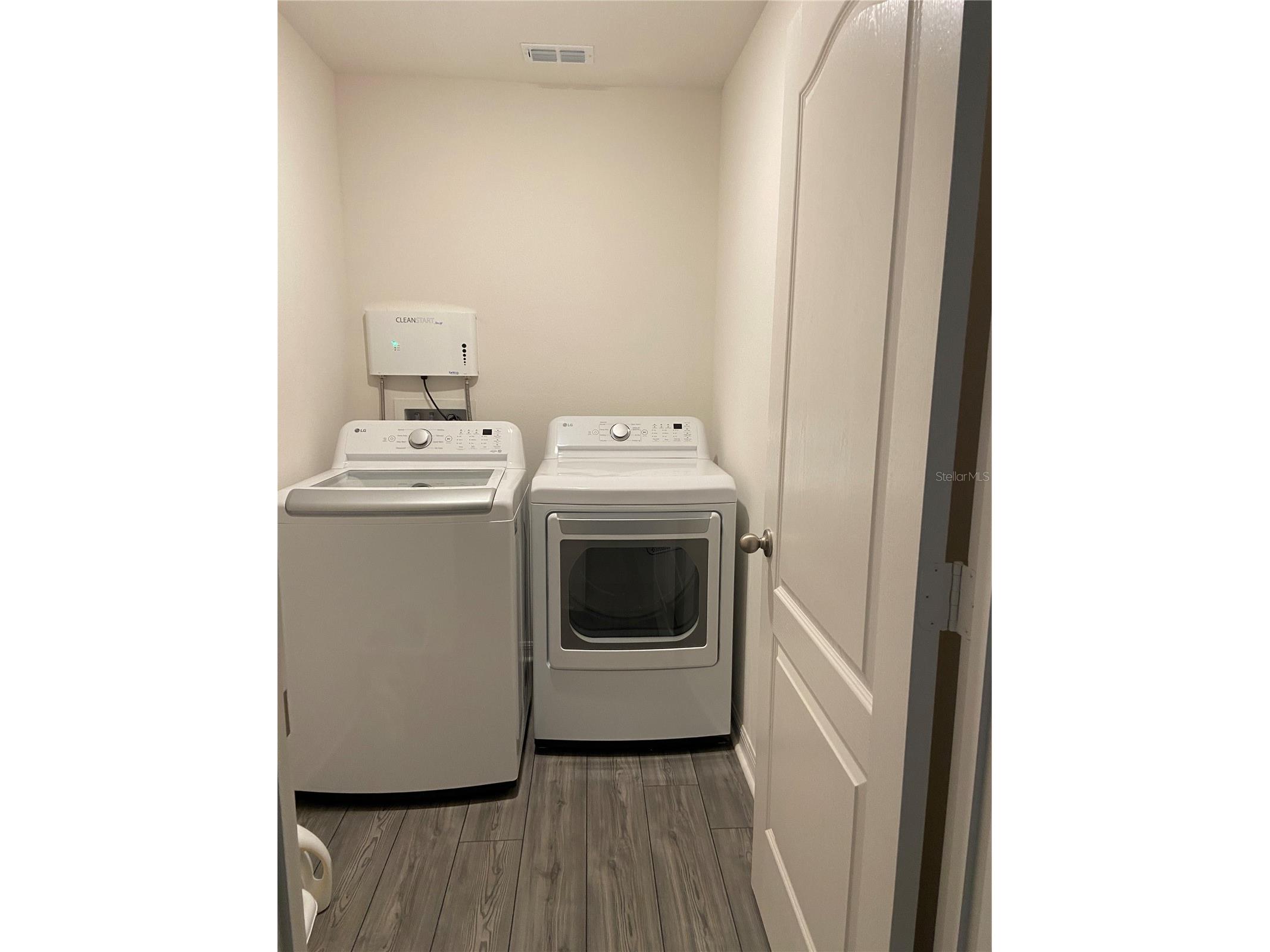 1523 Wynford Circle Tavares FL 32778 S5144869 image3