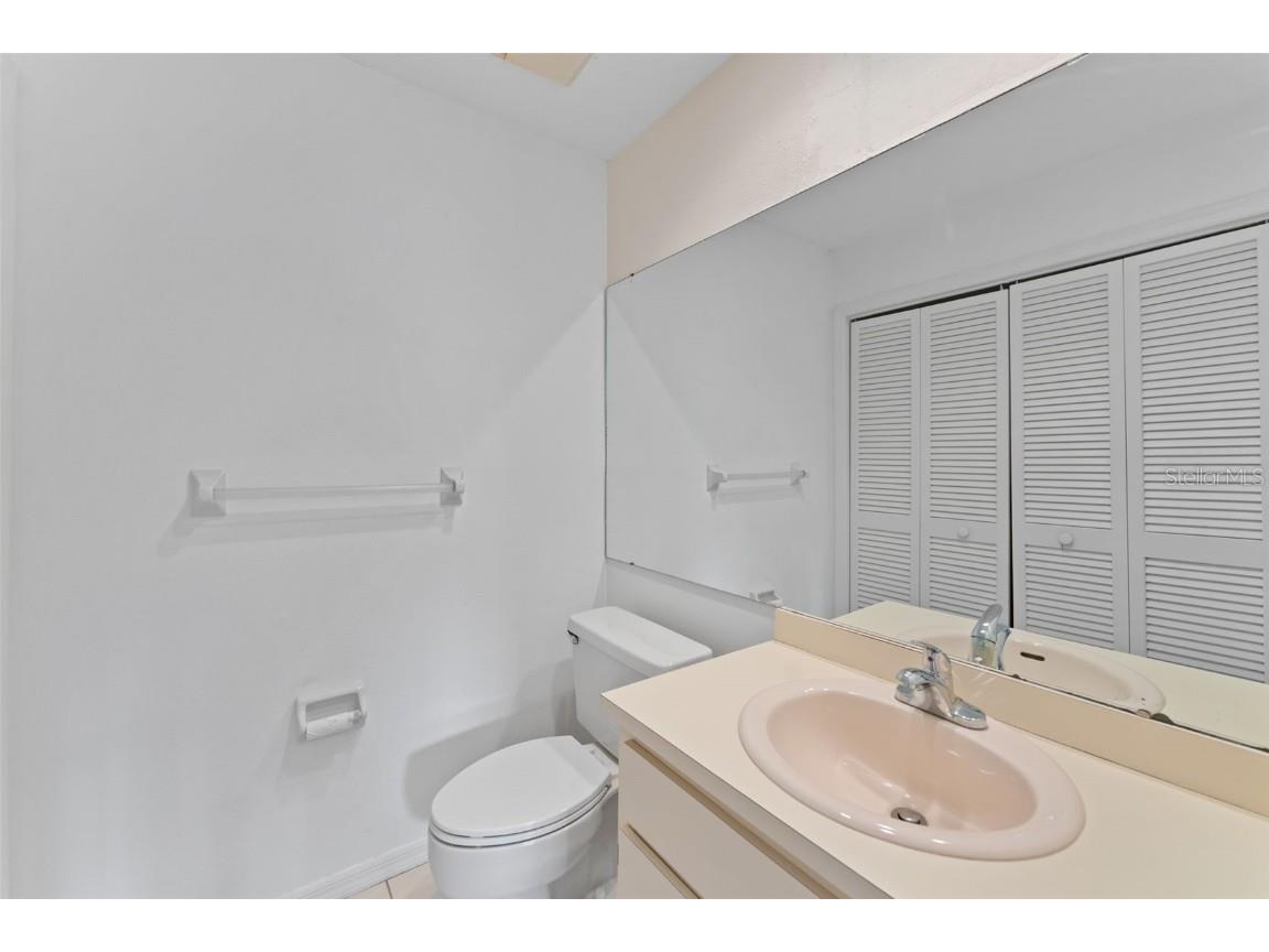 15233 W Pond Woods Drive #404 Tampa FL 33618 TB8446986 image16