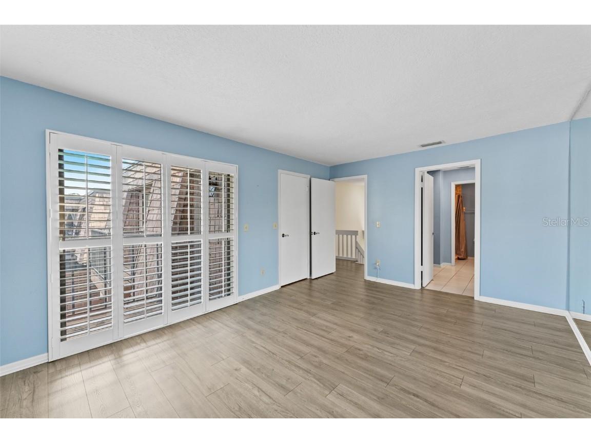 15233 W Pond Woods Drive #404 Tampa FL 33618 TB8446986 image19