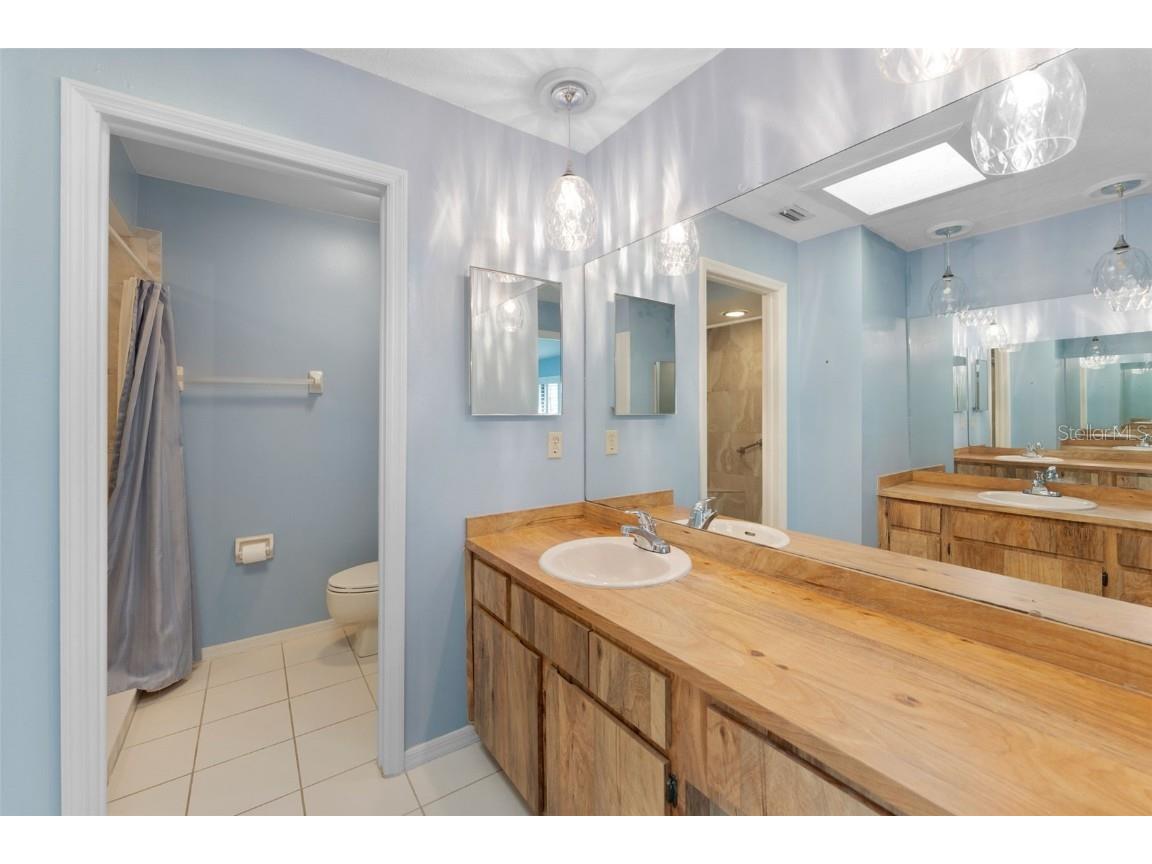 15233 W Pond Woods Drive #404 Tampa FL 33618 TB8446986 image22