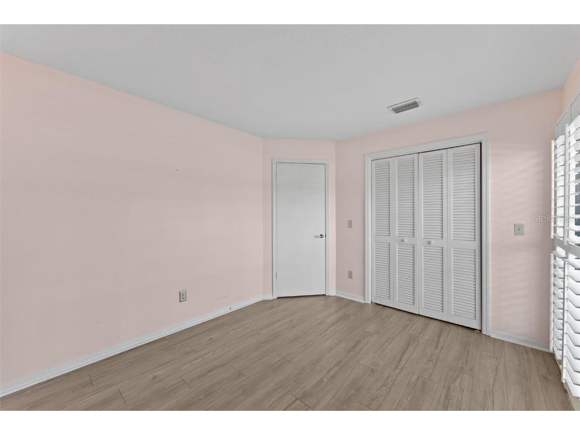 15233 W Pond Woods Drive #404 Tampa FL 33618 TB8446986 image24