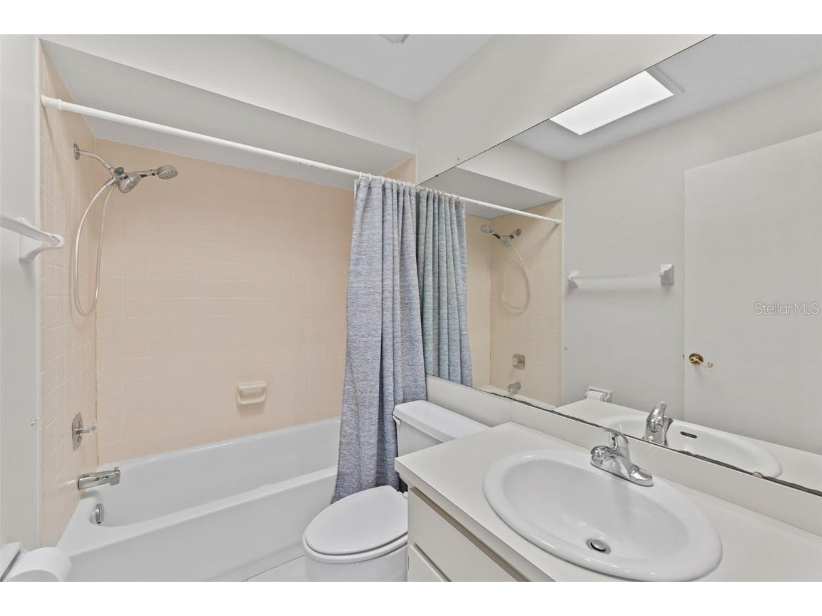 15233 W Pond Woods Drive #404 Tampa FL 33618 TB8446986 image28