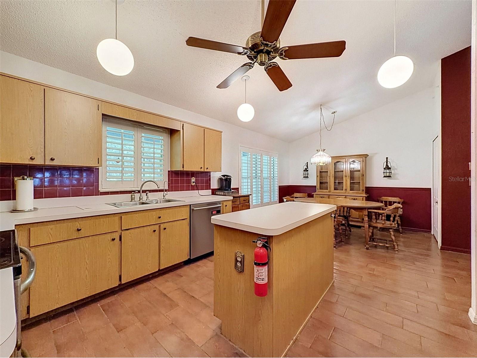 15234 Scanio Spring Hill FL 34610 W7887686 image35