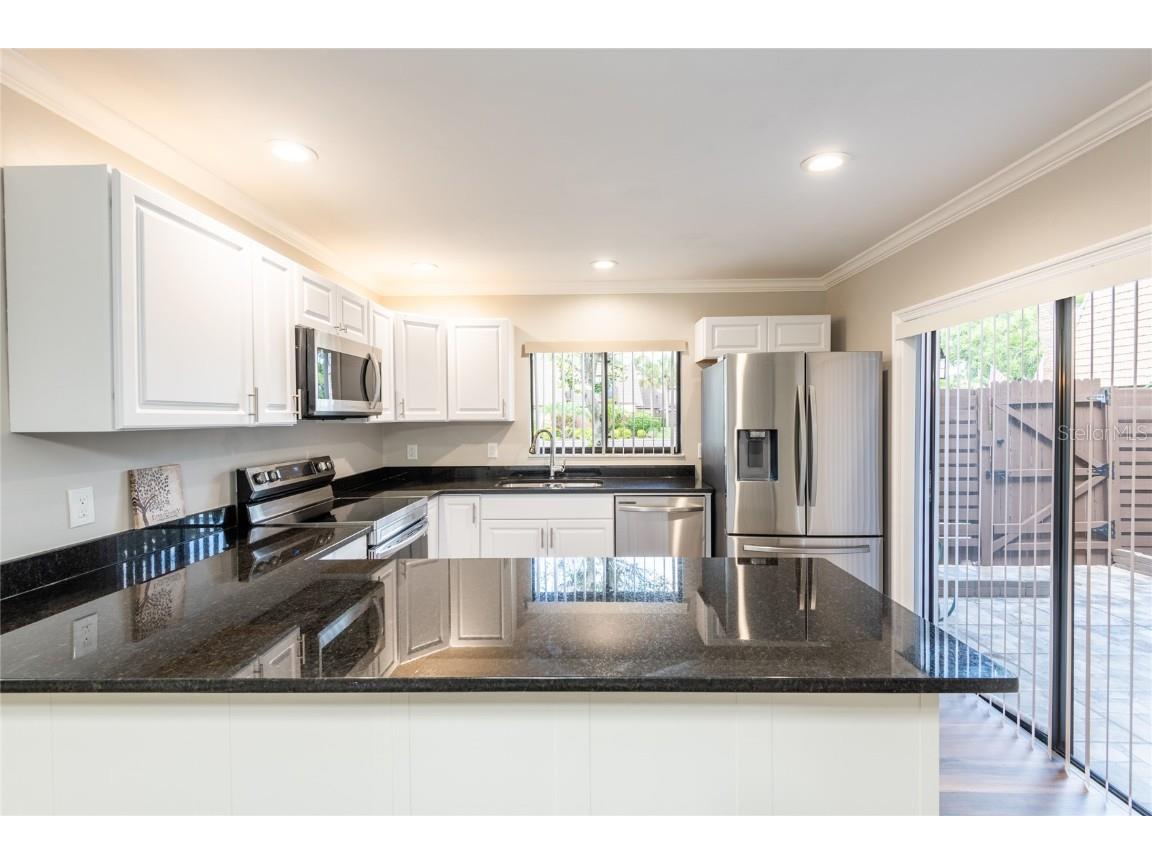 15239 W Pond Woods Drive #402 Tampa FL 33618 TB8408227 image10