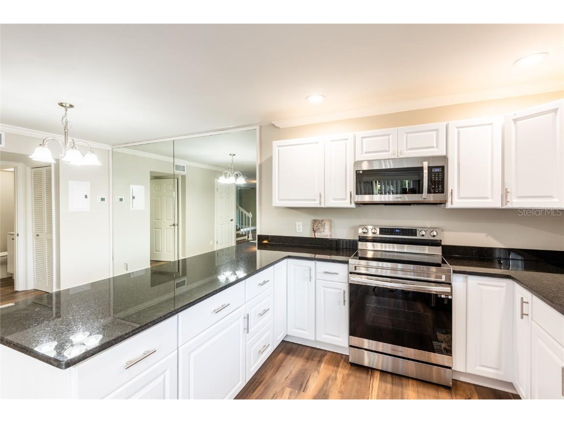 15239 W Pond Woods Drive #402 Tampa FL 33618 TB8408227 image12