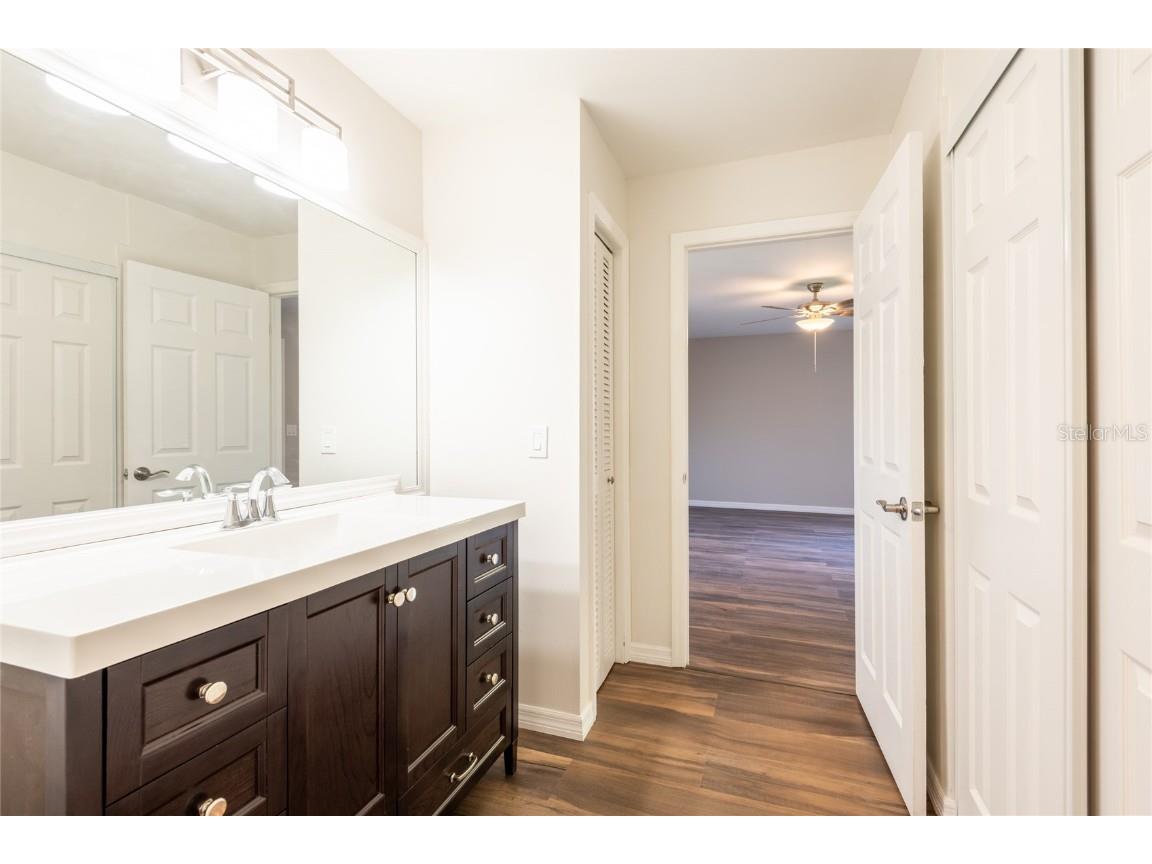 15239 W Pond Woods Drive #402 Tampa FL 33618 TB8408227 image24