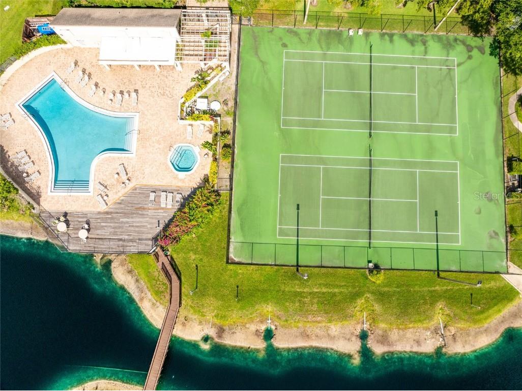 15239 W Pond Woods Drive #402 Tampa FL 33618 TB8408227 image42