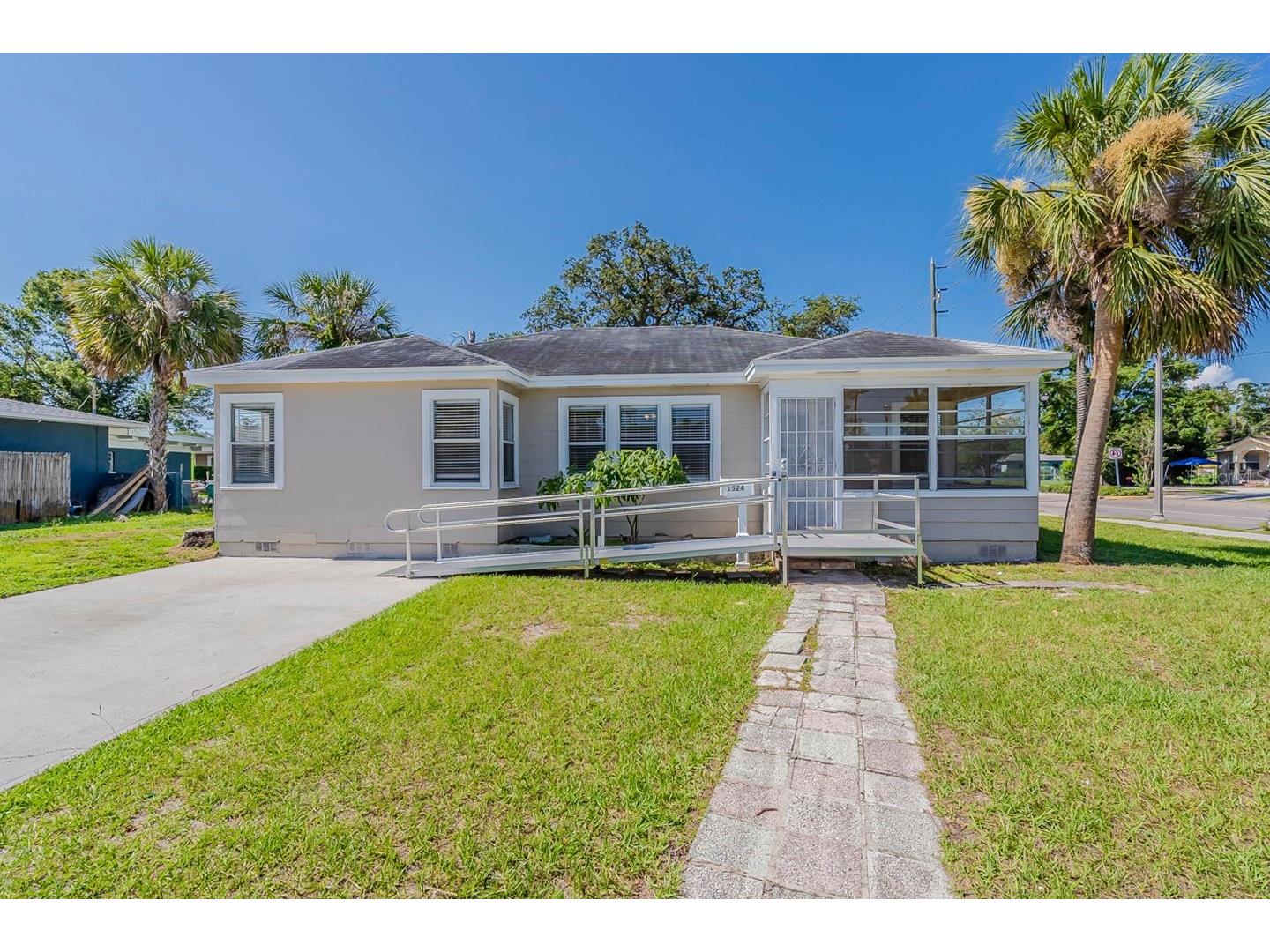 1524 13th Avenue S Saint Petersburg FL 33705 O6374229 image1