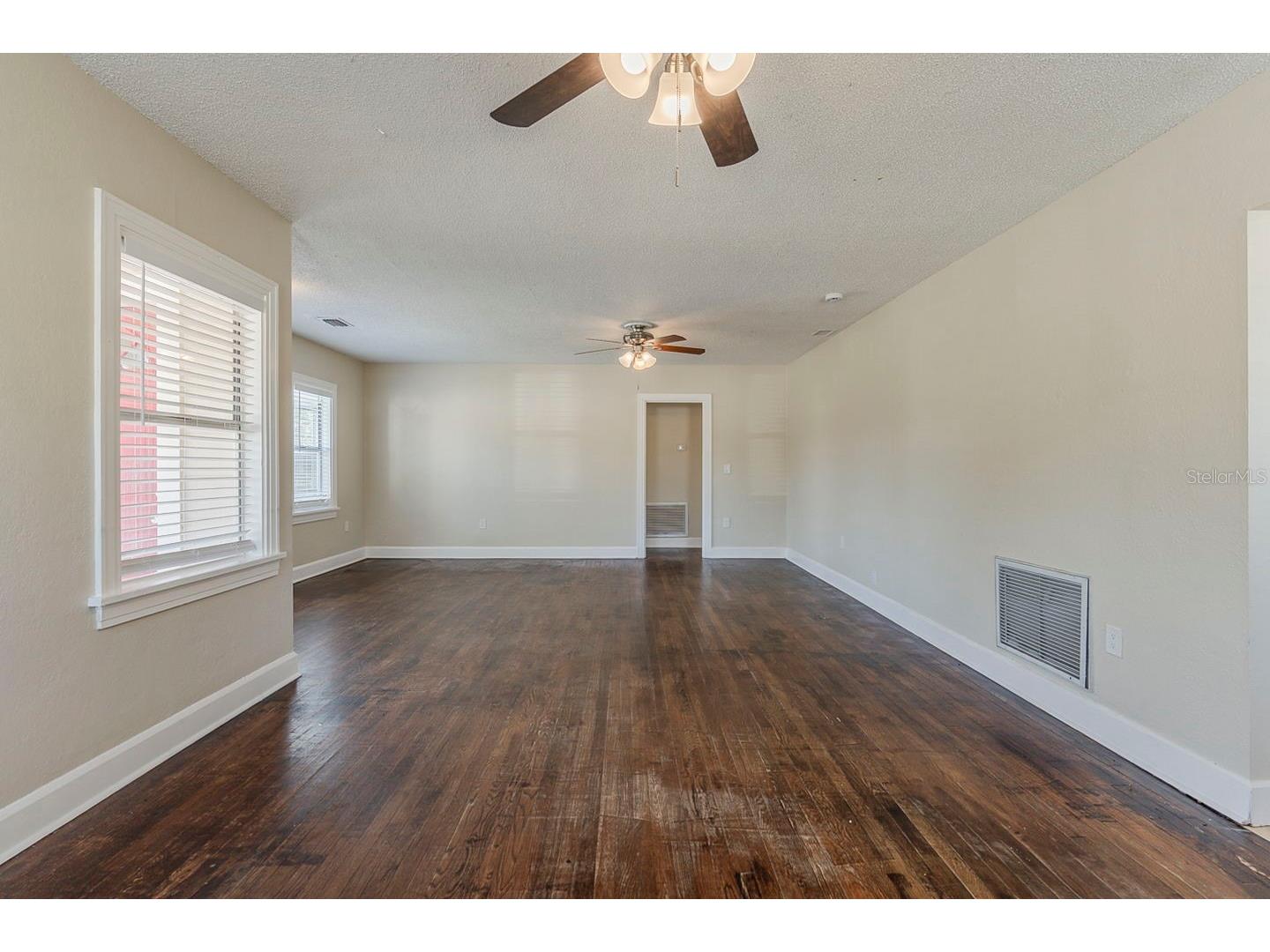 1524 13th Avenue S Saint Petersburg FL 33705 O6374229 image14