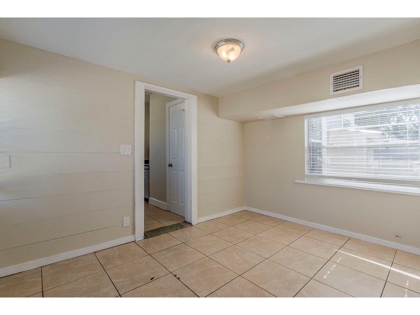 1524 13th Avenue S Saint Petersburg FL 33705 O6374229 image17