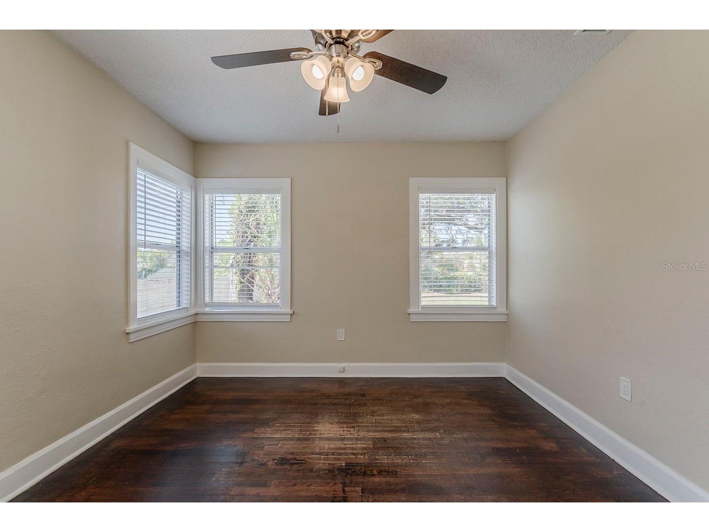 1524 13th Avenue S Saint Petersburg FL 33705 O6374229 image26