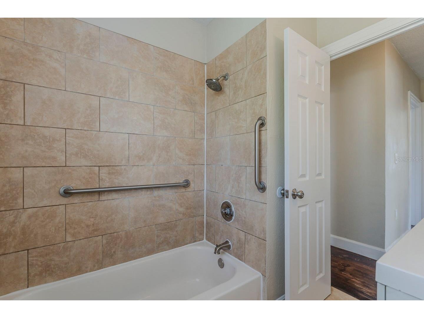 1524 13th Avenue S Saint Petersburg FL 33705 O6374229 image28