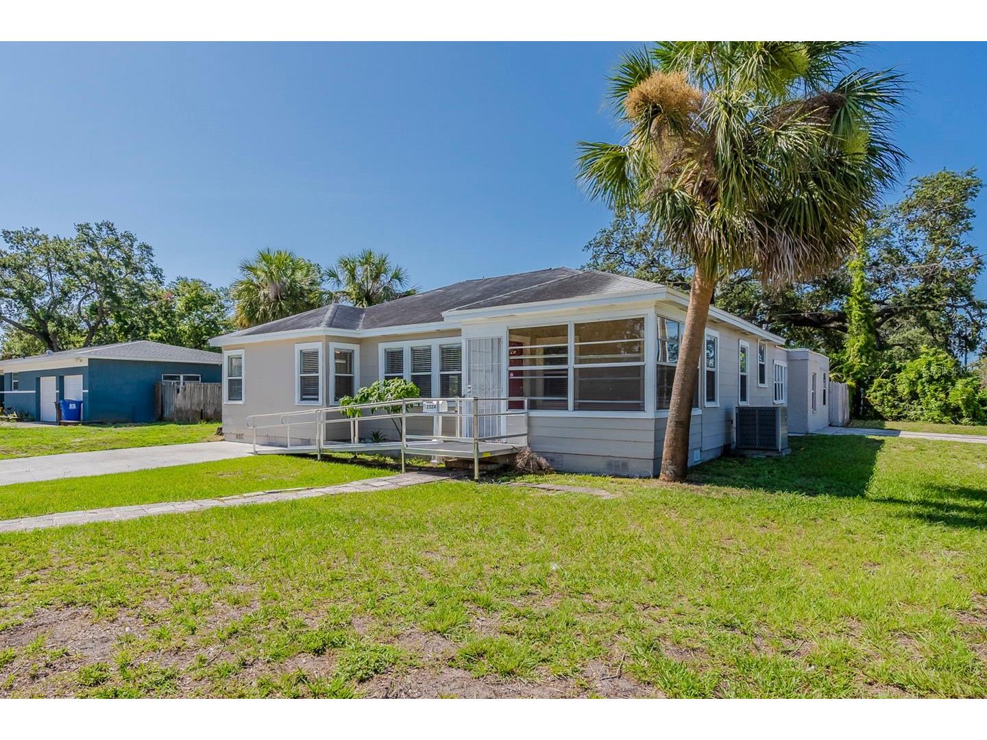 1524 13th Avenue S Saint Petersburg FL 33705 O6374229 image3